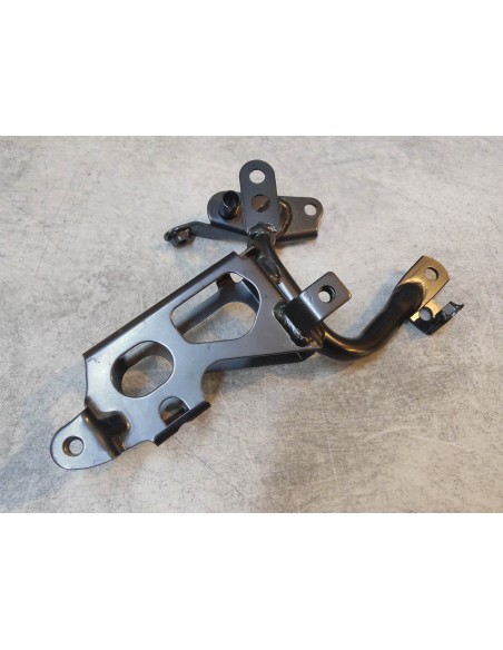 Support unité PGM-FI CBR1000RR 2005 HONDA 38774-MEL-D00