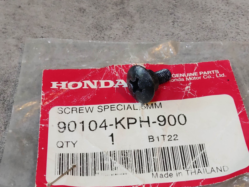 Vis cruciforme épaulée 5 mm HONDA 90104-KPH-900
