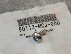 Vis BTR tete bombée 5x15 mm HONDA 90113-MCJ-000
