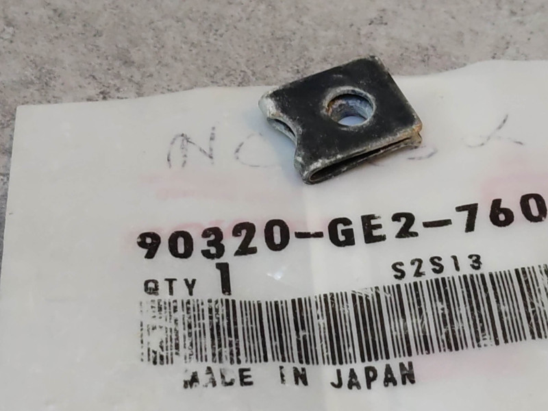 Agrafe à tole 5 mm HONDA 90320-GE2-760