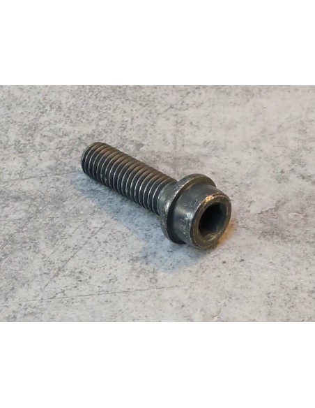 Boulon douille 8x28 mm HONDA 90154-MJ0-000