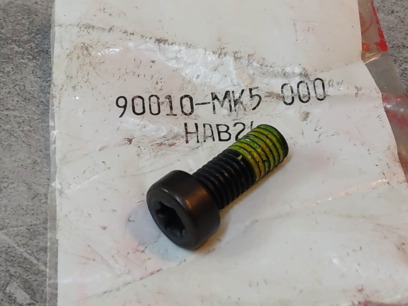 Vis freinée tête ronde BTR 8 mm HONDA 90010-MK5-000