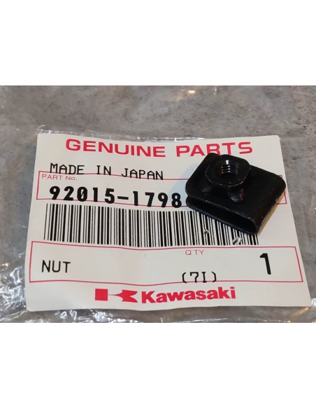 Ecrou agrafe ZX1100 ZX600 ER500 KL250... KAWASAKI 92015-1798