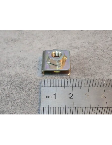 Ecrou agrafe silencieux KAWASAKI 92015-1094