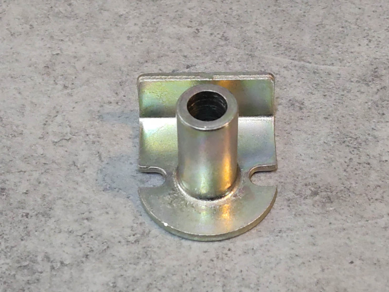 Entretoise de repose-pieds arrière KAWASAKI 92027-1732