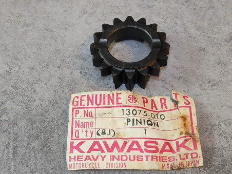 Pignon kick KE125 KS125 KD125 KX125 KAWASAKI 13075-010