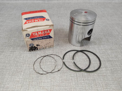 PISTON POUR YAMAHA DS7 CODE 280-11631-00-99