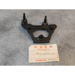Support des compteurs CX650 C VT500 C 1983/1984 HONDA 37211-ME8-008
