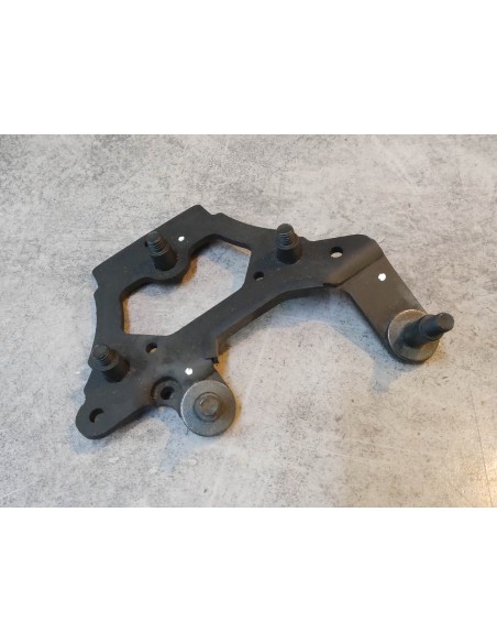 Support des compteurs CX650 C VT500 C 1983/1984 HONDA 37211-ME8-008