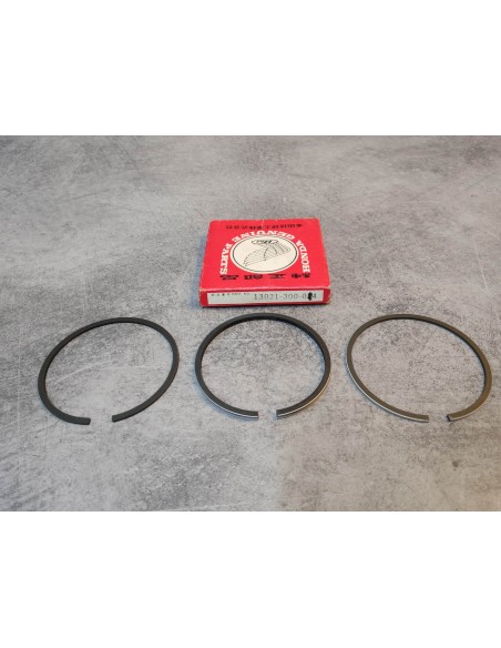 Jeu de segments cote 0.25 mm CB750 F/F1 K3-K6 HONDA 13021-300-014