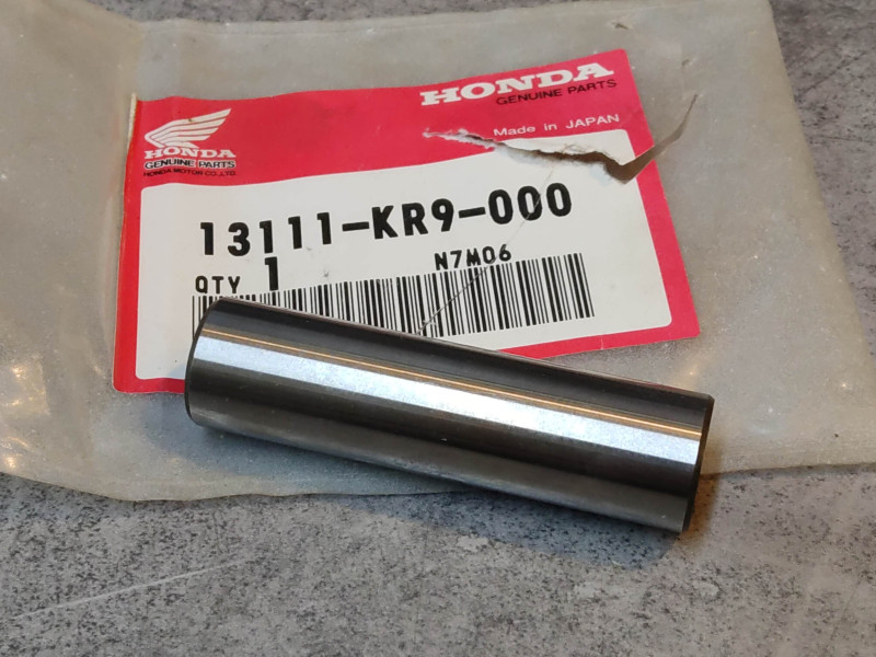 Axe de piston CB350 G/K2/K3 CL350 SL350 XL175 K0-K5 HONDA 13111-KR9-000