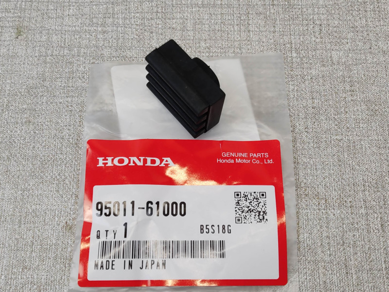 Caoutchouc de butée de béquille GL1500 VT750 FJS400-600 CH125 HONDA 95011-61000