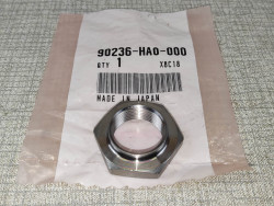 Ecrou d'embrayage 18mm HONDA 90236-HA0-000