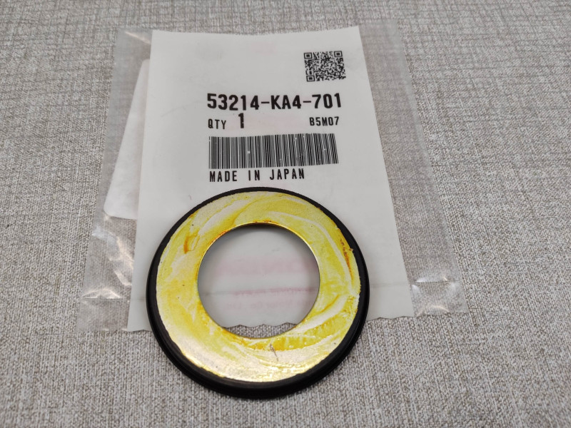 Cache poussière axe direction CR80RH/RJ/RK CR85 CR125RC/RD HONDA 53214-KA4-701