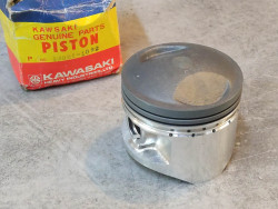 Piston standard Z750 L4 P3 P4 P5 (1984-1987) KAWASAKI 13001-1092