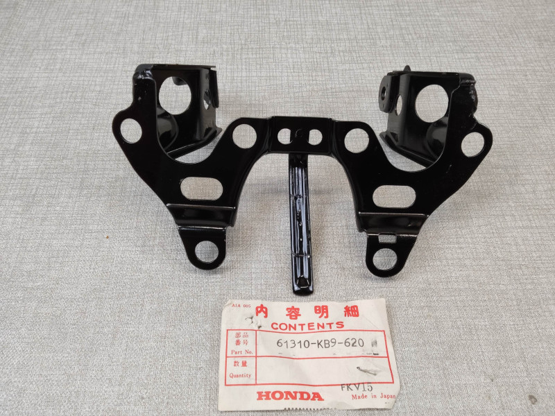 Support de phare et compteurs pour XL125RC 1982 HONDA 61310-KB9-620