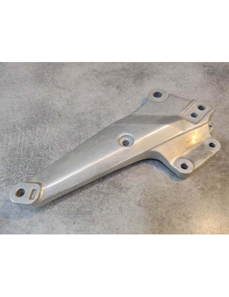 Platine repose pied droit CB250 N CB400 N NEW OLD STOCK HONDA 50600-443-610NOS