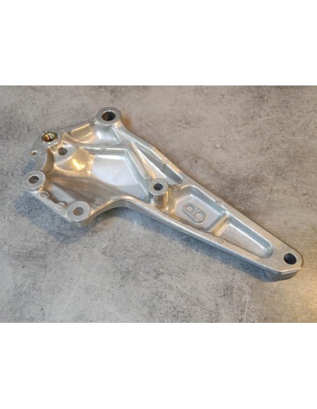 Platine repose pied droit CB250 N CB400 N 1978/1980 HONDA 50600-443-610