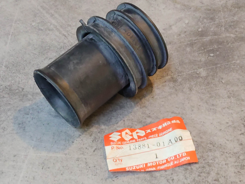 Pipe admission d'air TS125 X/XU 1984-1986 SUZUKI 13881-01A00