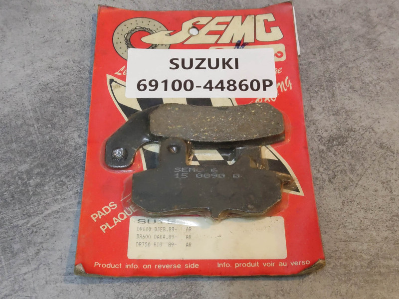 Jeu de plaquettes de frein ADAPTABLE DR600 DR750 DR800 SUZUKI 69100-44860P