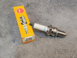 Bougie NGK DR7ES - 3123