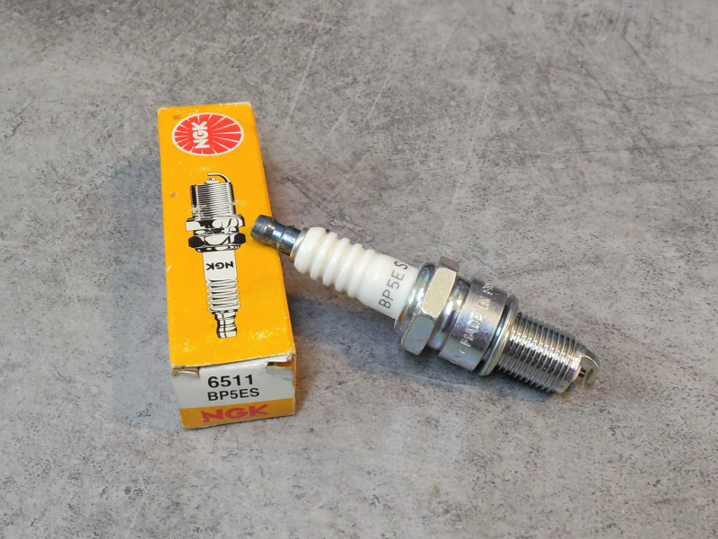 Bougie NGK BP5ES - 6511