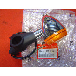 Clignotant avant gauche de VT125C 99-00 HONDA 33450-KGB-612
