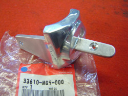 Support de clignotant avant gauche de GL1200E