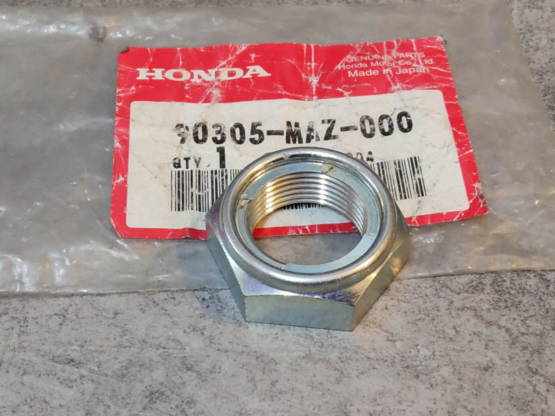Ecrou 22 mm CBR900 VTR1300 CB1300... HONDA 90305-MAZ-000