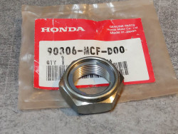 Ecrou 22 mm CBR600 VTR1000 RVT1000... HONDA 90306-MCF-D00