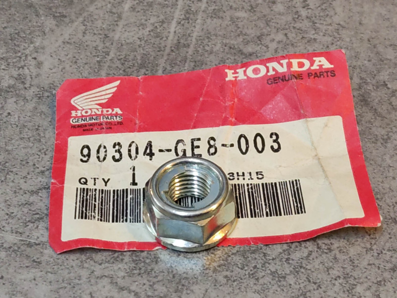 Écrou frein 10 mm Honda 90304-GE8-003 | Pièce Honda
