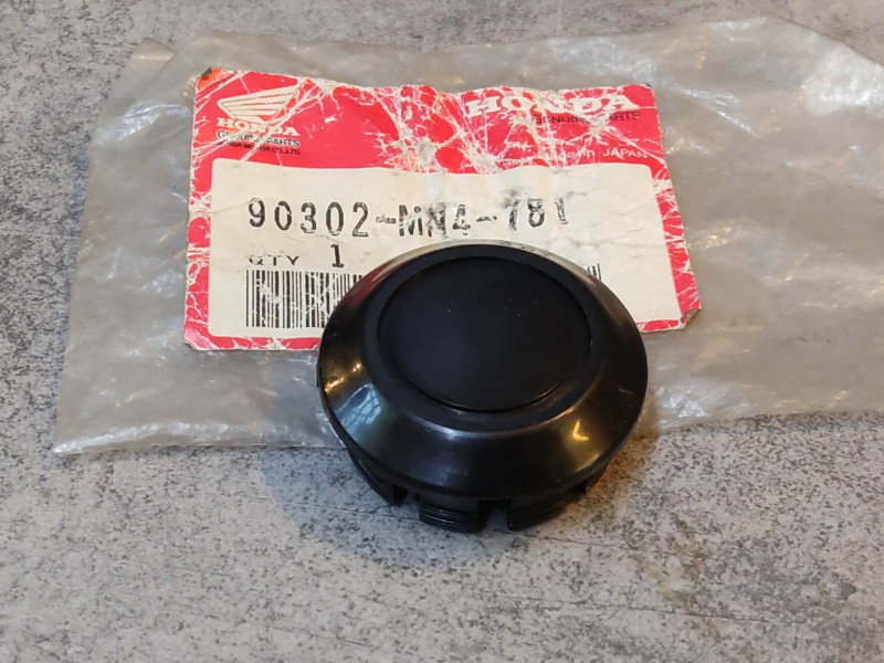 Bouchon de fourche CBR600F CB400 HONDA 90302-MN4-781
