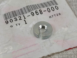 Ecrou de tendeur de cable HONDA 90321-968-000