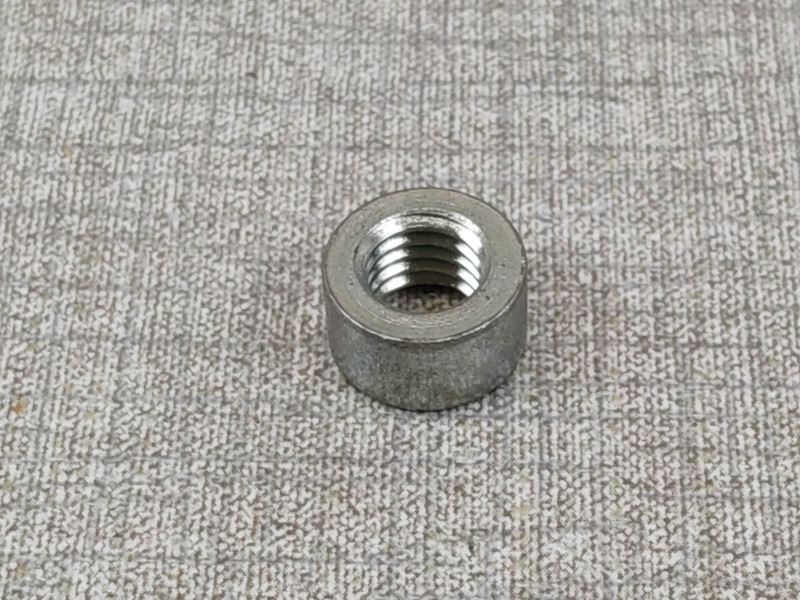 Ecrou spécial M8 cylindrique HONDA 90315-286-300