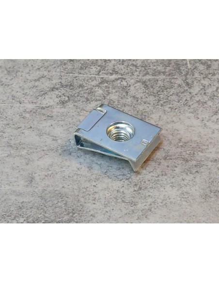 Ecrou ressort 6 mm XL125V FMX650 NT650V HONDA 90321-MBL-610
