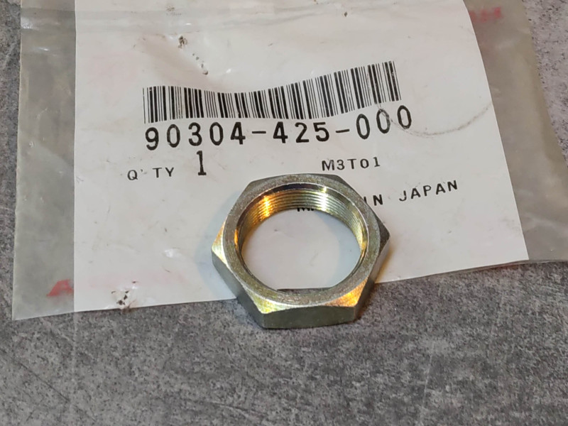 Écrou colonne de direction Honda 90304-425-000