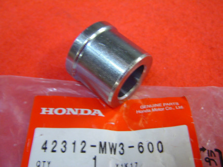 Entretoise roue AR Honda CB750F2 Sevenfifty – Réf. 42312MW3600