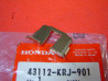 Tôle appui plaquettes frein Honda FES125 réf. 43112KRJ901
