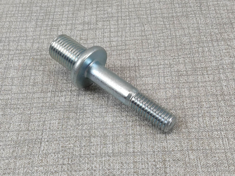 Vis spécial M10 de fixation AV de culasse de XL250 HONDA 90033-329-000
