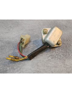 Régulateur OCCASION NON TESTE CBS125 XL125S XL185S HONDA 31600-428-003OCC