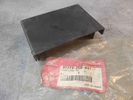 Couvercle avant boitier générateur HONDA 31173-ZD5-H41