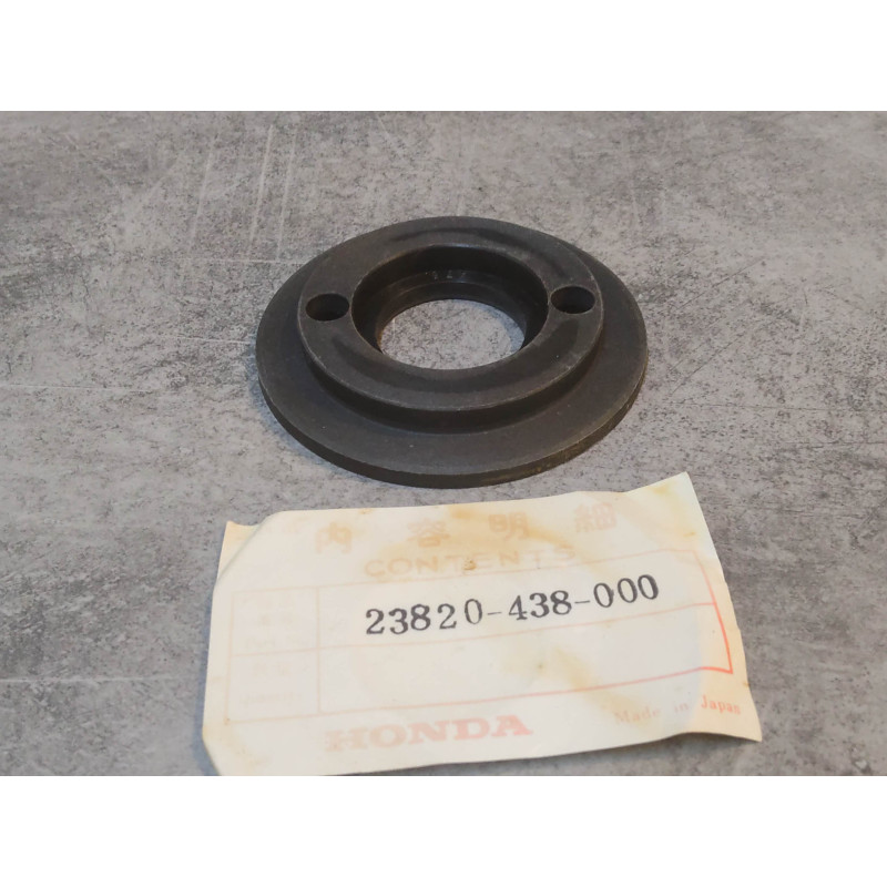 Flasque pignon sortie de boite CB900 FZ Bol d'Or HONDA 23820-438-000
