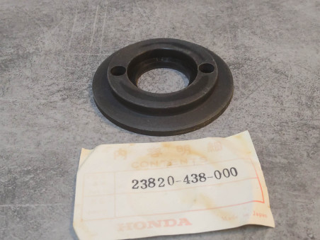Flasque pignon sortie de boite CB900 FZ Bol d'Or HONDA 23820-438-000