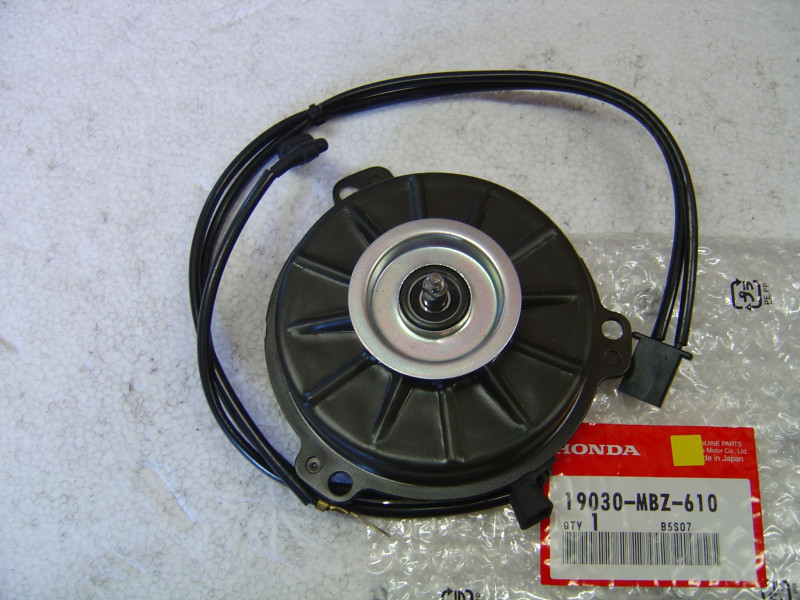 Moteur ventilateur refroidissement Honda CB600F 99-2000 | 19030MBZ610