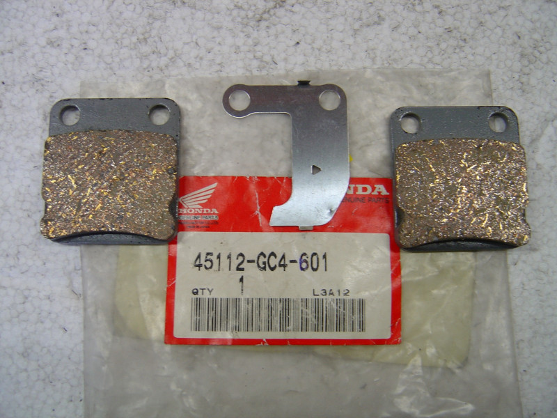 Plaquettes frein avant Honda CR80R 1986-1993 - Réf. 45112-GC4-601