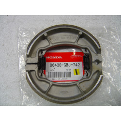 Mâchoires Frein Arrière Honda CA125 CMX250 Rebel | 06430-GBJ-742