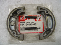 Jeu machoires frein AR Lead80 93-94 XR80 92-99 XR100 96-99 HONDA 06430-GN1-731