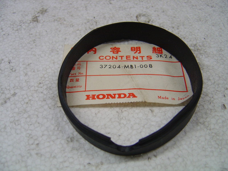 Joint de compteur Honda VF1100C VF500C VF750C - Réf. 37204MB1008