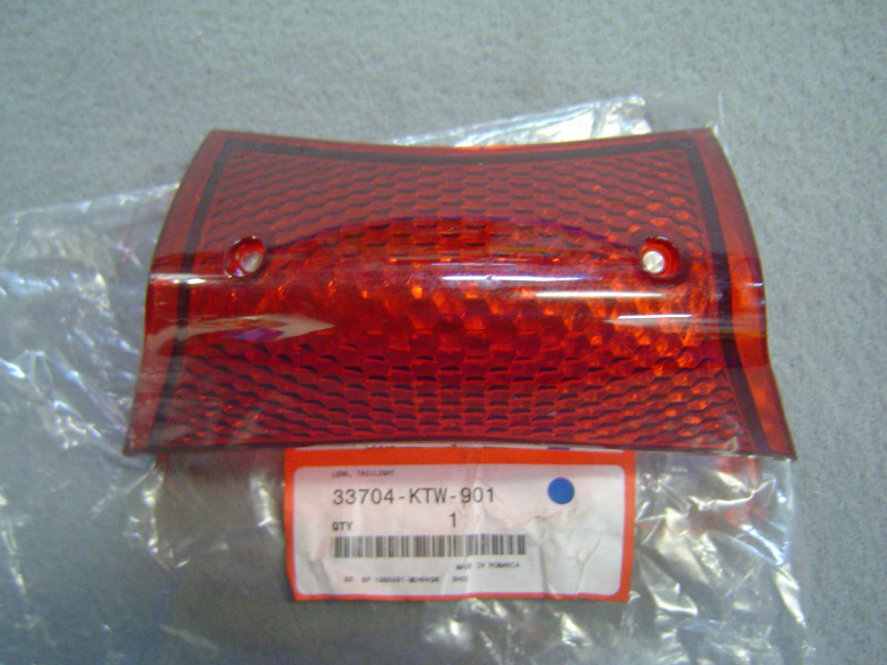 Cabochon Feu Arrière Honda SH300 2007-2010 Réf. 33704KTW901