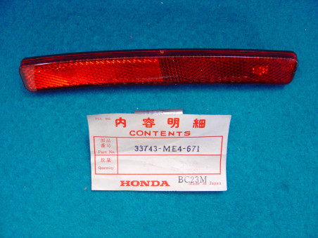 Réflecteur gauche garde-boue AR Honda VF1100C 84 - 33743ME4671